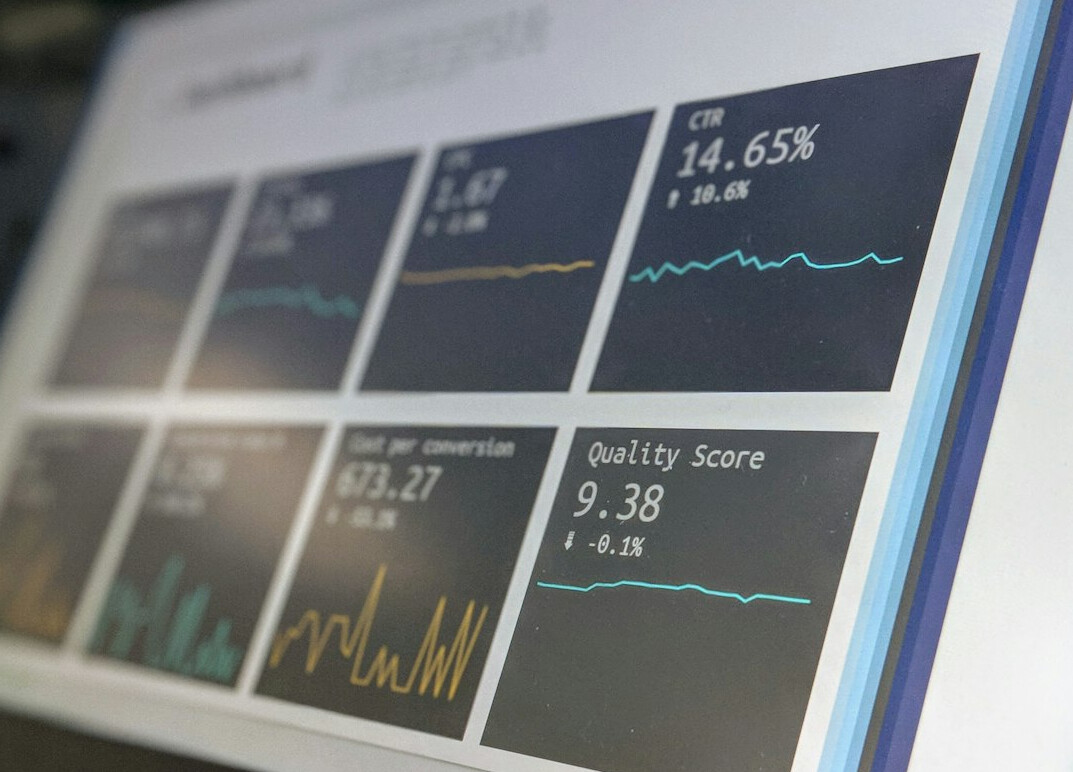 data analysis on screen